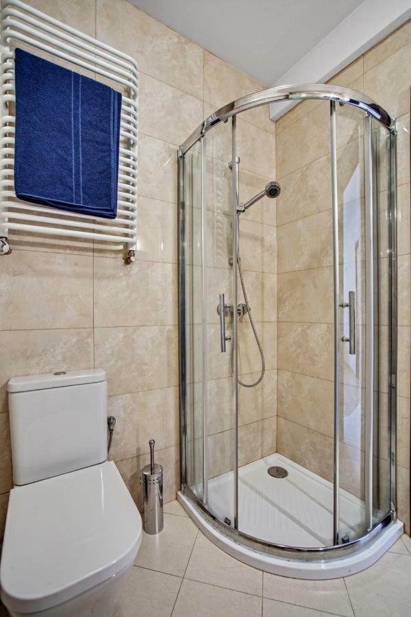 Trendy Apartment Kochanowskiego Street Krakow Bagian luar foto